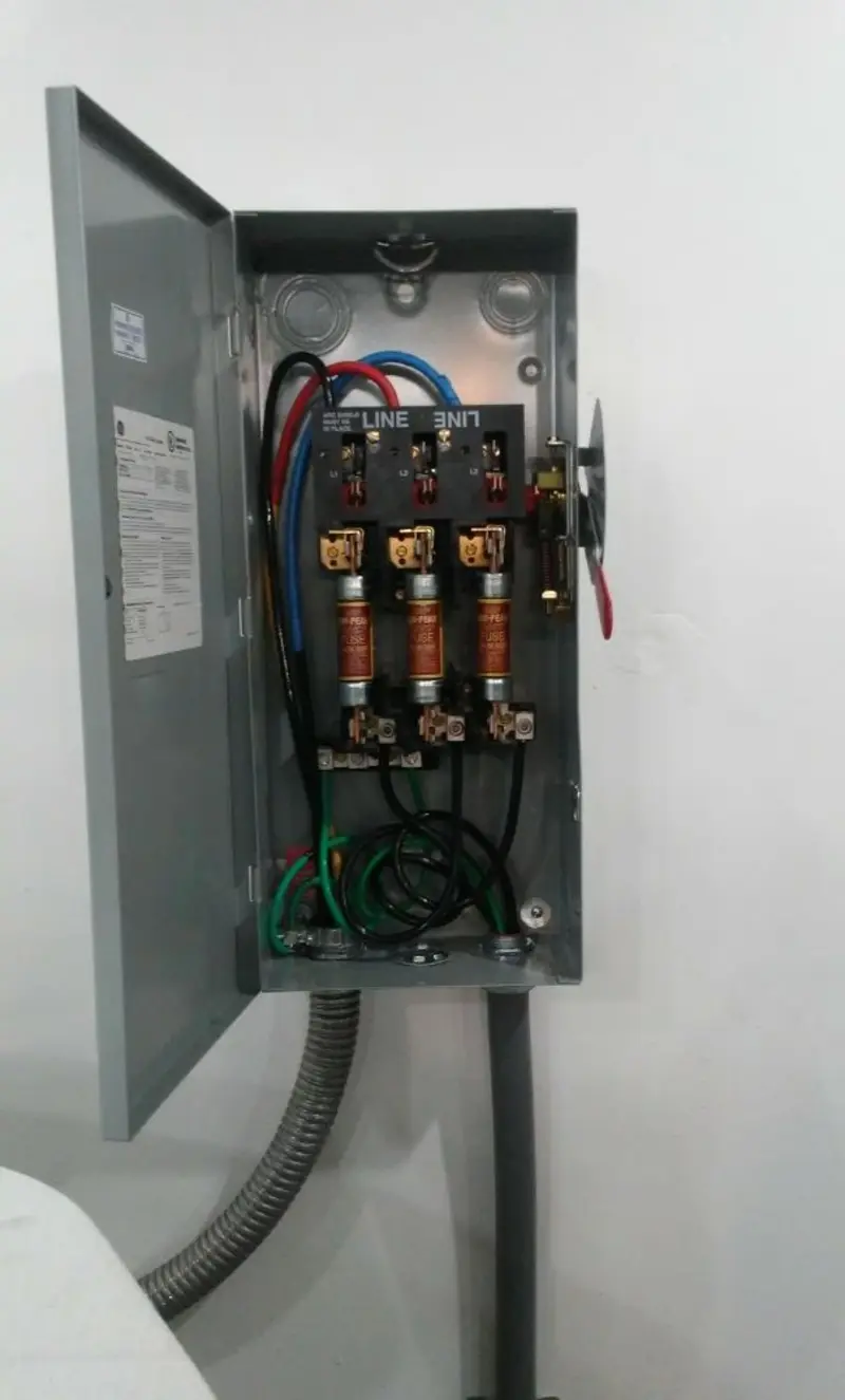 Three-phase disconnect switch installed for Smoke Detector Installation in Cheltenham